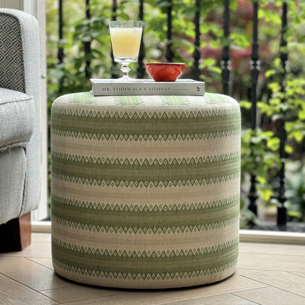 Cothay Stripe, Lawn