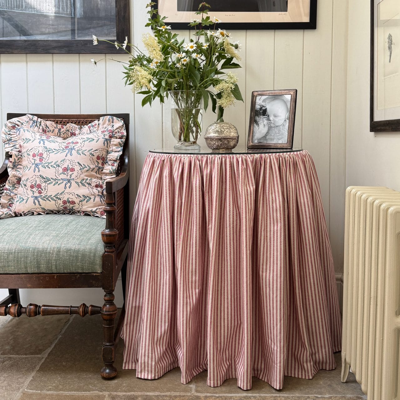 ‘Hide and Seek’ Table