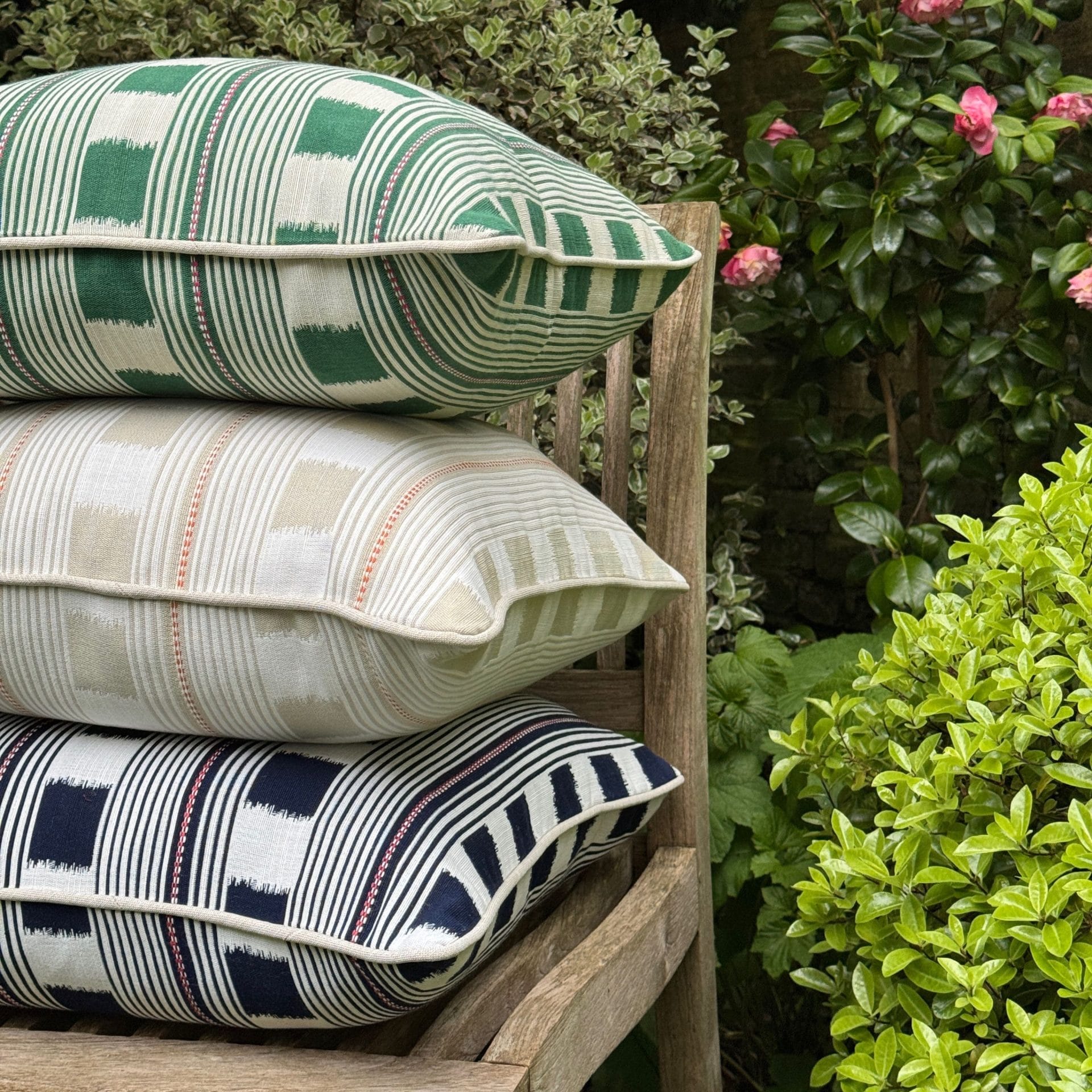 Outdoor cushions (2)
